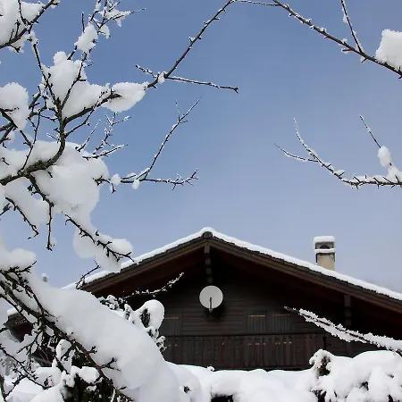 Holiday home Chalet Le Petit Clos Des Rocailles